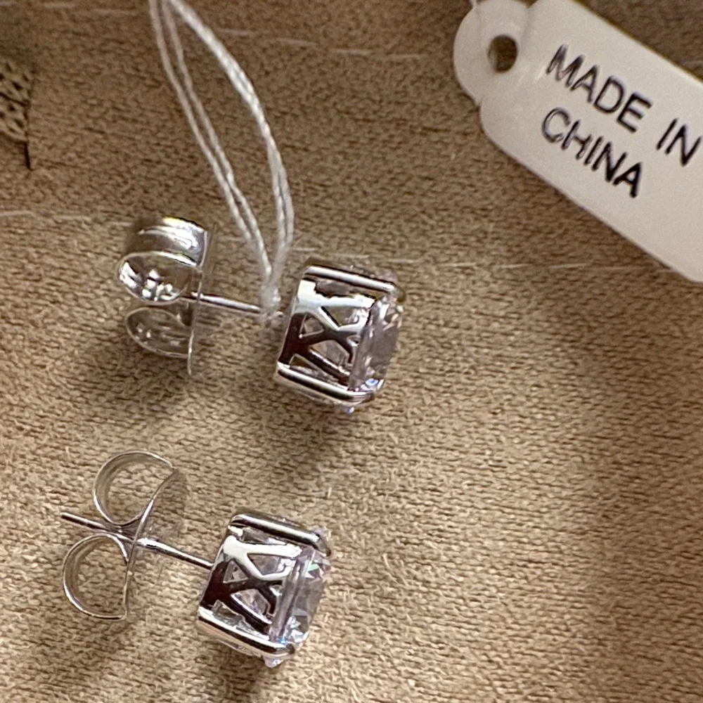 Elegant Silver Stud Earrings - Picture 7 of 10